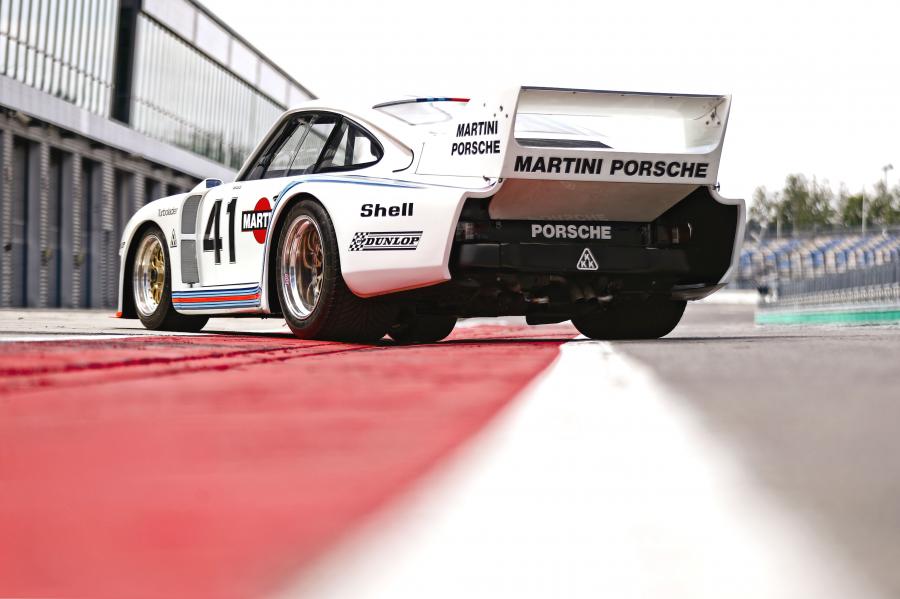  Porsche 935/77 Works 1977 года  (фото 13 из 26)